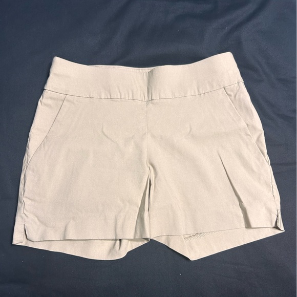 Wet Seal & 7th Ave Brand Short Set - Picture 4 of 8